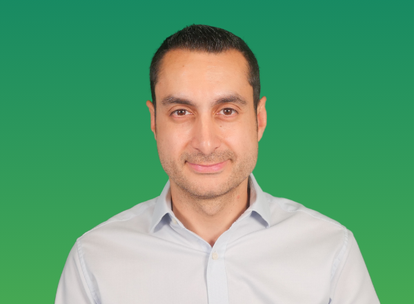 qodef-team-image